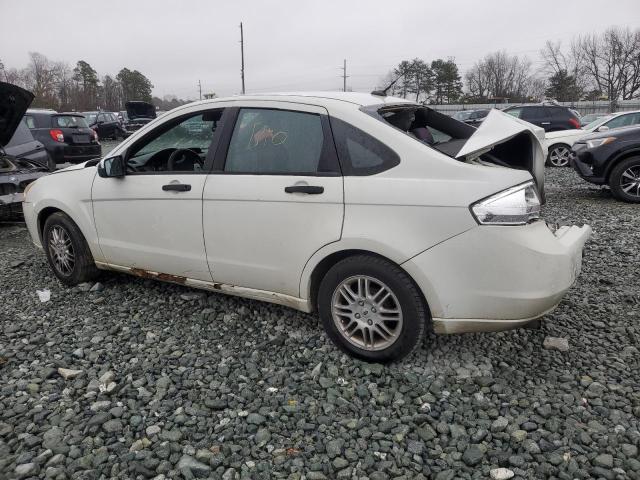 1FAHP3FNXBW120879 - 2011 FORD FOCUS SE WHITE photo 2