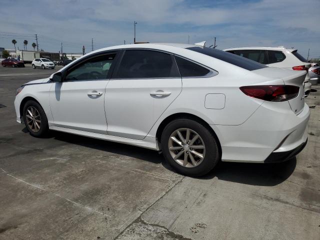 5NPE24AF1KH740639 - 2019 HYUNDAI SONATA SE WHITE photo 2