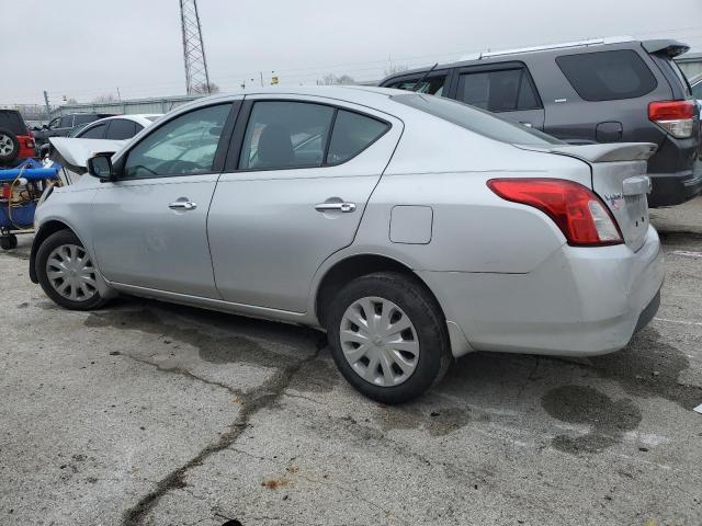 3N1CN7AP3HL829777 - 2017 NISSAN VERSA S SILVER photo 2