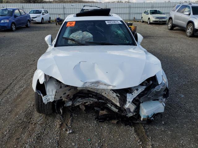 JTHBA1D22G5035920 - 2016 LEXUS IS 200T WHITE photo 5