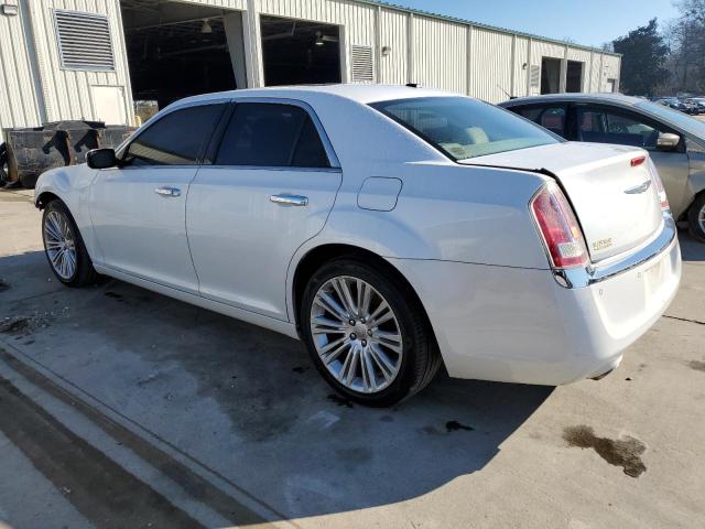 2C3CCAEG2EH355064 - 2014 CHRYSLER 300C WHITE photo 2