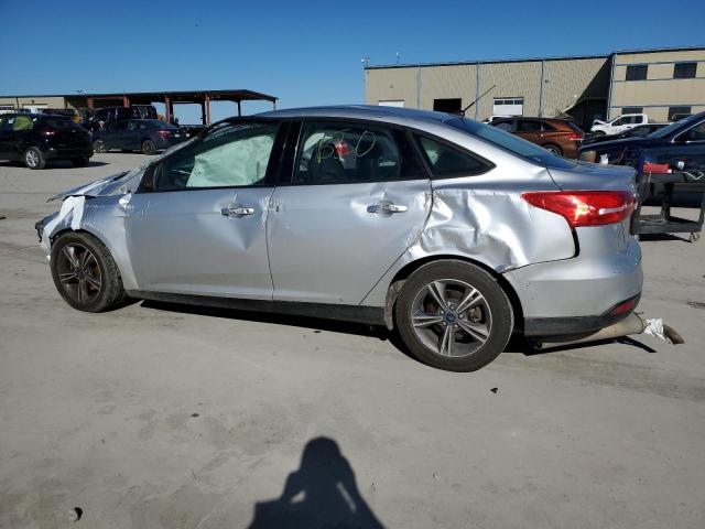 1FADP3FE2HL307560 - 2017 FORD FOCUS SE SILVER photo 2