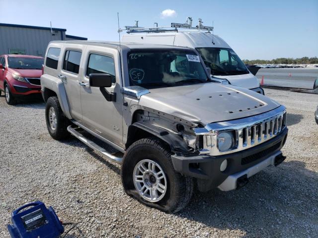 5GTEN13E998126014 - 2009 HUMMER H3 GRAY photo 4