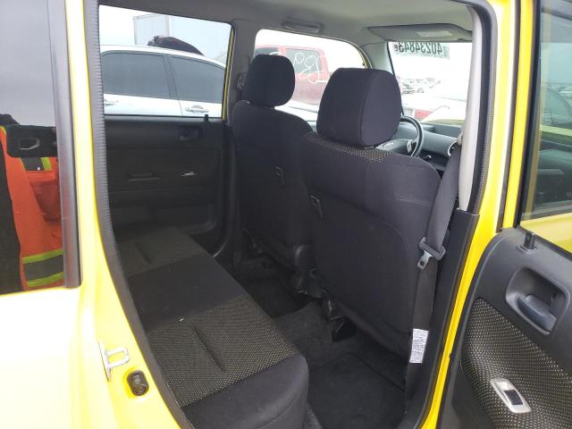JTLKT324254016190 - 2005 TOYOTA SCION XB Gelb Foto 11