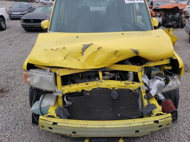 JTLKT324254016190 - 2005 TOYOTA SCION XB Gelb Foto 12