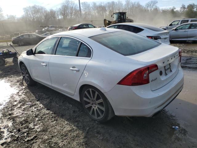 LYV402TK0HB133950 - 2017 VOLVO S60 PREMIER WHITE photo 2