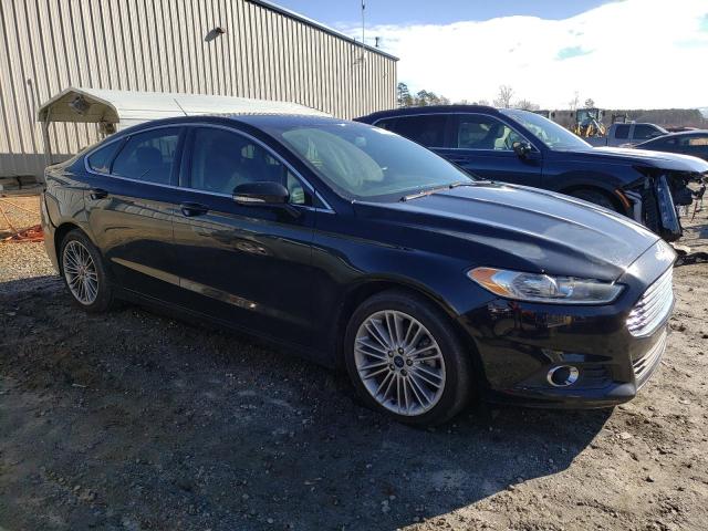 3FA6P0H93GR154937 - 2016 FORD FUSION SE BLACK photo 4