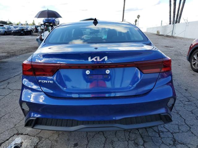 3KPF24AD5PE622852 - 2023 KIA FORTE LX BLUE photo 6