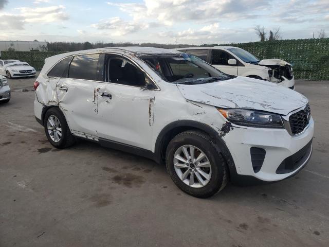 5XYPG4A55LG667060 - 2020 KIA SORENTO S WHITE photo 4