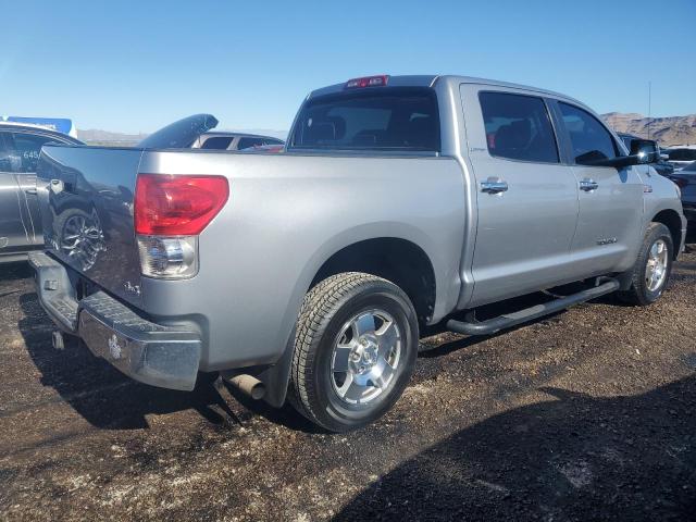 5TFDV58178X052838 - 2008 TOYOTA TUNDRA CREWMAX LIMITED SILVER photo 3