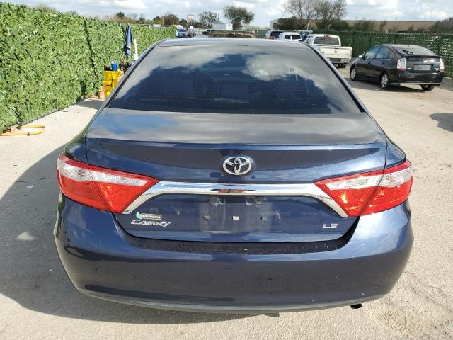 4T4BF1FK6FR493630 - 2015 TOYOTA CAMRY LE BLUE photo 6