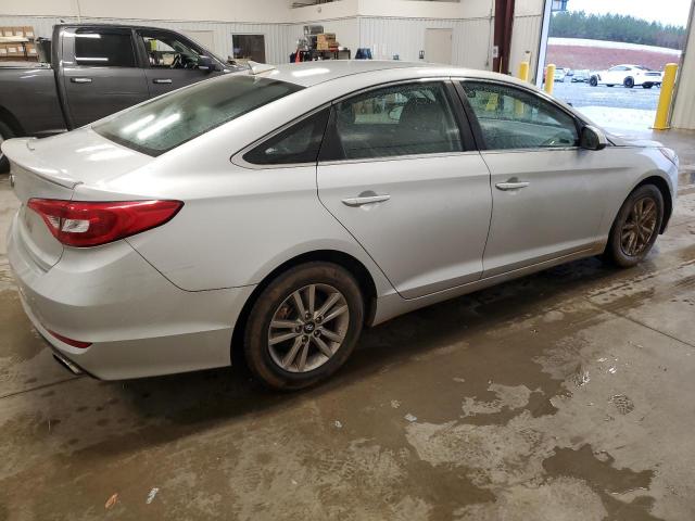 5NPE24AF8FH016727 - 2015 HYUNDAI SONATA SE SILVER photo 3