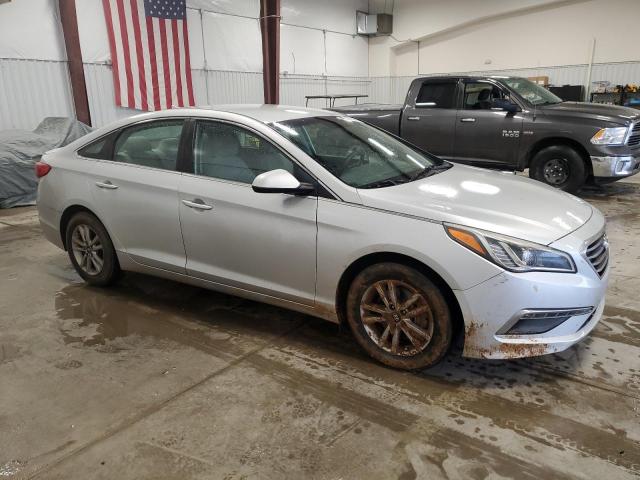 5NPE24AF8FH016727 - 2015 HYUNDAI SONATA SE SILVER photo 4