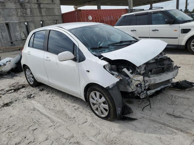 JTDKT903995238329 - 2009 TOYOTA YARIS WHITE photo 4