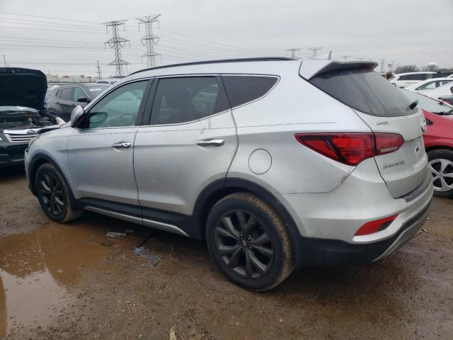 5XYZWDLA5JG508509 - 2018 HYUNDAI SANTA FE S SILVER photo 2