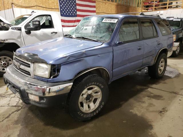 2000 TOYOTA 4RUNNER SR5, 