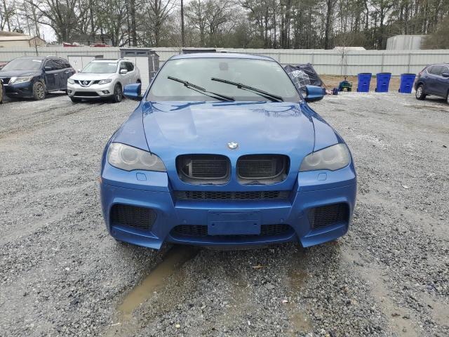 5YMGZ0C58BLK13895 - 2011 BMW X6 M BLUE photo 5