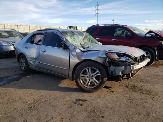 1HGCM56386A181515 - 2006 HONDA ACCORD SE SILVER photo 4