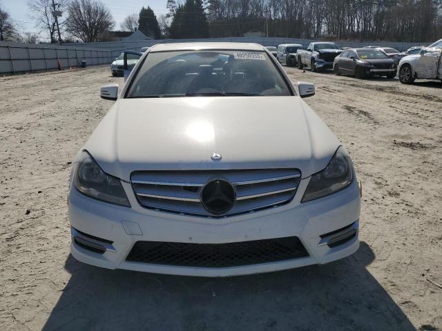 WDDGF4HB6DA794292 - 2013 MERCEDES-BENZ C 250 WHITE photo 5