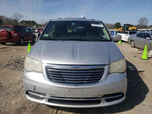 2A4RR5DG9BR723172 - 2011 CHRYSLER TOWN & COU TOURING ვერცხლისფერი ფოტო 5