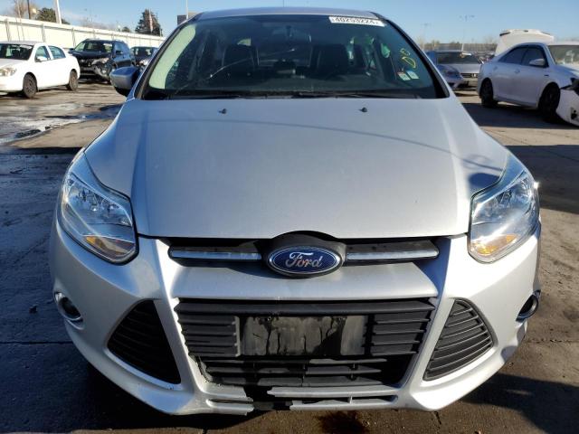 1FADP3K21EL175561 - 2014 FORD FOCUS SE SILVER photo 5