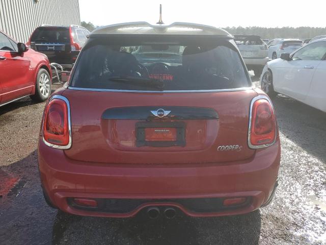 WMWXP7C57G2A44389 - 2016 MINI COOPER S RED photo 6