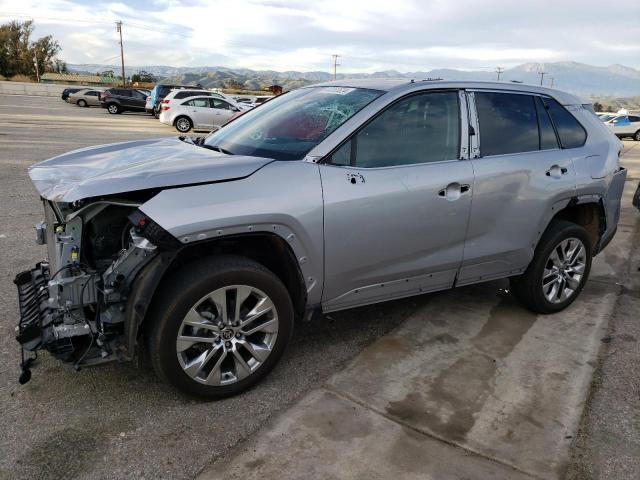 2T3A1RFV3MC221541 - 2021 TOYOTA RAV4 XLE PREMIUM SILVER photo 1