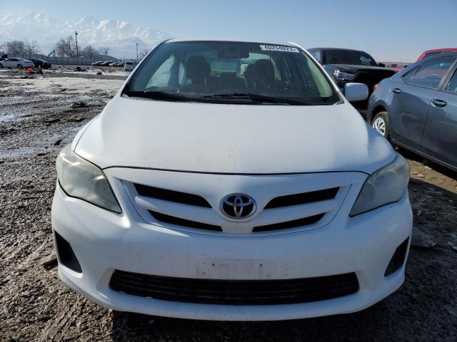 2T1BU4EE2CC815660 - 2012 TOYOTA CAROLLA BASE WHITE photo 5