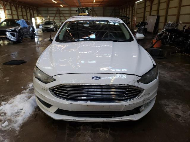 3FA6P0HD6JR282570 - 2018 FORD FUSION SE WHITE photo 5