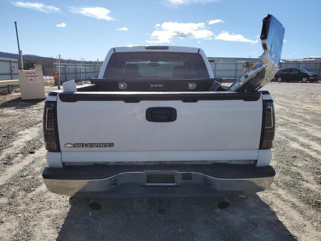 2GCEK13T061166320 - 2006 CHEVROLET SILVERADO K1500 WHITE photo 6