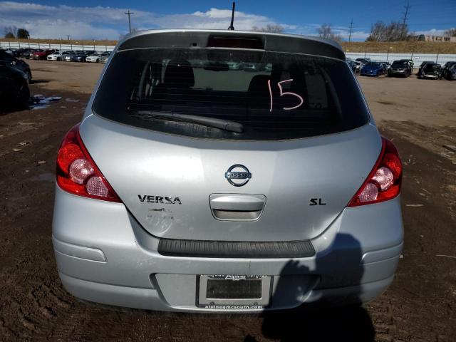 3N1BC13E59L419722 - 2009 NISSAN VERSA S SILVER photo 6