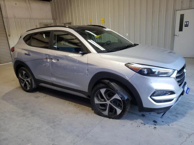 KM8J33A20JU747150 - 2018 HYUNDAI TUCSON VALUE TAN photo 4