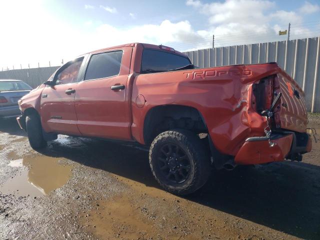 5TFDY5F16FX469004 - 2015 TOYOTA TUNDRA CREWMAX SR5 ORANGE photo 2