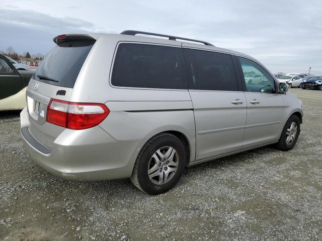 5FNRL38766B080240 - 2006 HONDA ODYSSEY EXL SILVER photo 3