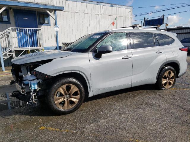 5TDAARAHXNS513979 - 2022 TOYOTA HIGHLANDER HYBRID XLE GRAY photo 1