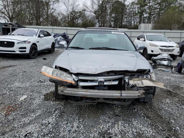 1HGCG16531A004056 - 2001 HONDA ACCORD EX SILVER photo 5