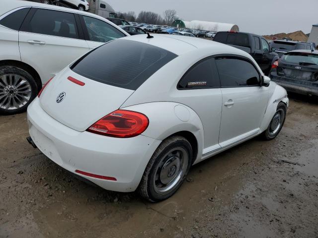 3VWJP7AT4CM610869 - 2012 VOLKSWAGEN BEETLE WHITE photo 3