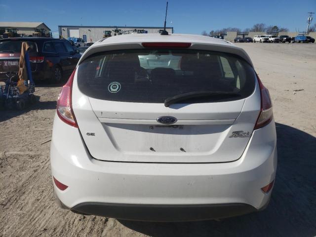 3FADP4EJ1KM139002 - 2019 FORD FIESTA SE WHITE photo 6