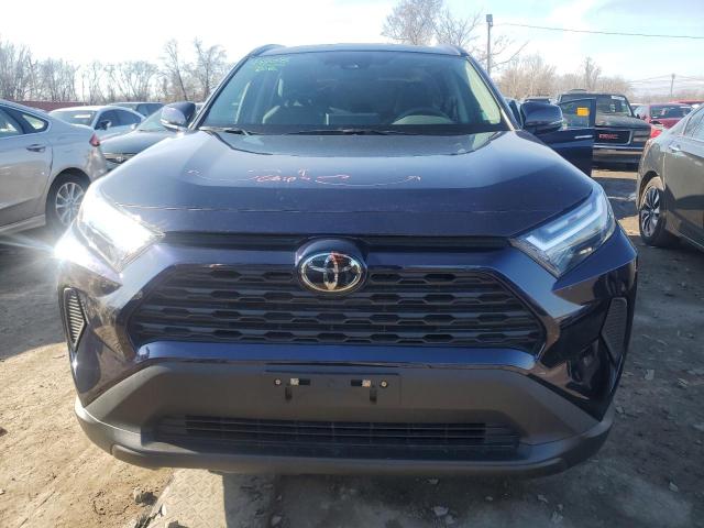 2T3P1RFV1NW293879 - 2022 TOYOTA RAV4 XLE BLUE photo 5