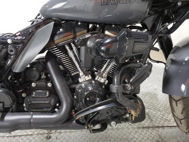 1HD1ACL19NB659132 - 2022 HARLEY-DAVIDSON FLTRXST GRAY photo 5