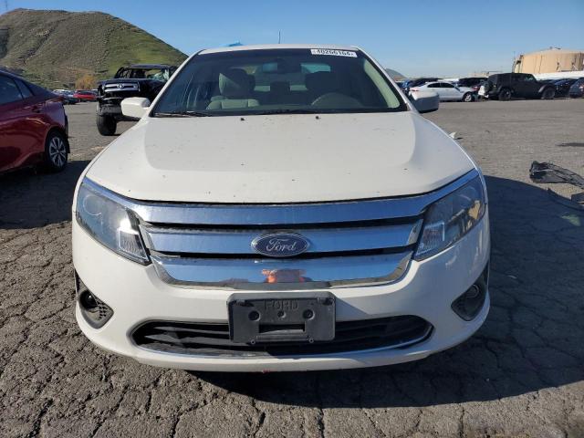 3FAHP0HAXBR201523 - 2011 FORD FUSION SE WHITE photo 5