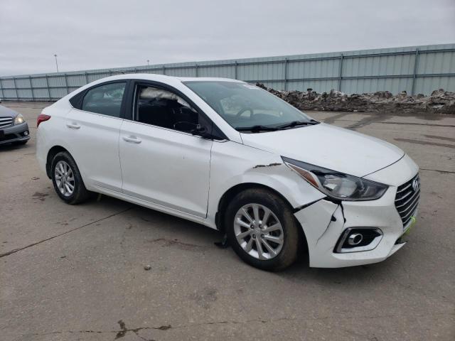 3KPC24A69ME134844 - 2021 HYUNDAI ACCENT SE WHITE photo 4