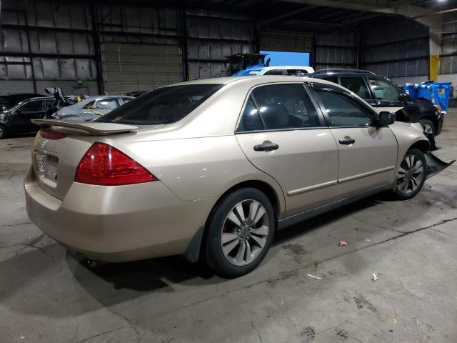 1HGCM56177A103422 - 2007 HONDA ACCORD VALUE GOLD photo 3