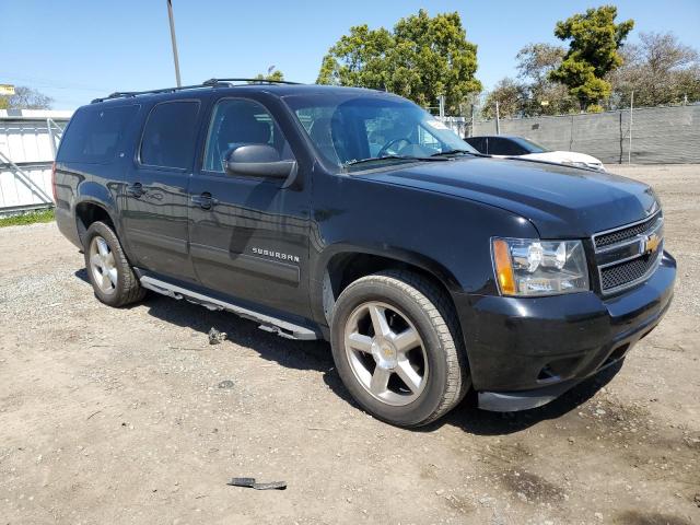 1GNSCJE05BR362037 - 2011 CHEVROLET SUBURBAN C1500 LT BLACK photo 4