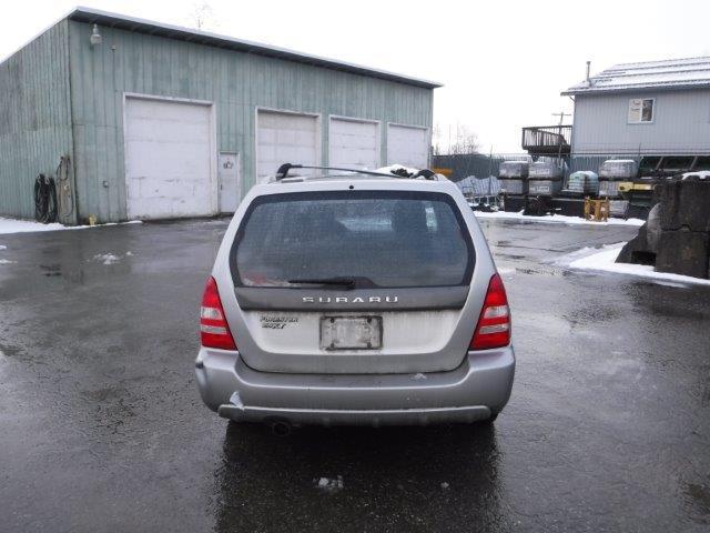 1FMYU93184KA18705 - 2004 FORD ESCAPE XLT SILVER photo 6