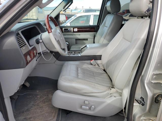 5LMFU28566LJ26308 - 2006 LINCOLN NAVIGATOR 灰色 照片 7