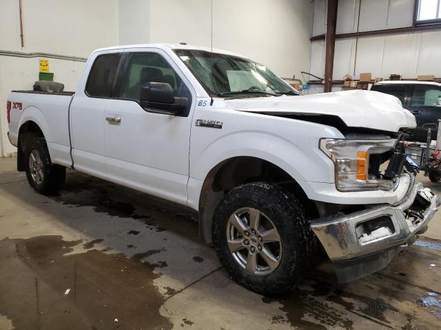 1FTEX1EB6JFE05084 - 2018 FORD F150 SUPER CAB WHITE photo 4