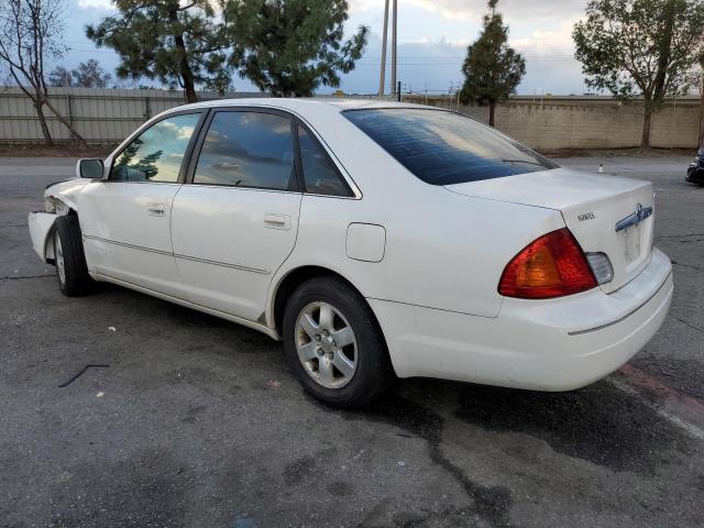 4T1BF28B4YU058590 - 2000 TOYOTA AVALON XL WHITE photo 2