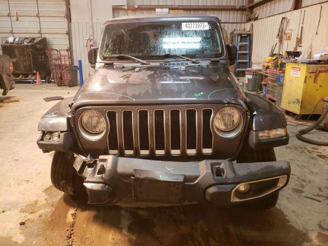 1C4HJXEN6JW329670 - 2018 JEEP WRANGLER U SAHARA GRAY photo 5