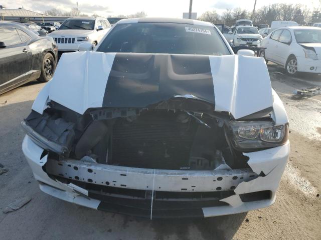 2C3CDXBG0EH192581 - 2014 DODGE CHARGER SE WHITE photo 5